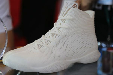 ساخت کفش بسکتبال با پرینتر سه بعدی سی ان سی رومیزی